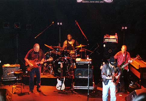 Bob Levis, Brian Jones, Otis Rush, Harlan Terson; Bottom Line, Nagoya, May 22, 2001; Photo by Allen Kirk