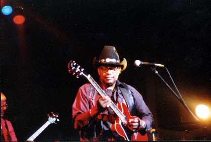 Otis Rush, Bottom Line, Nagoya, May 22, 2001; Photo by Allen Kirk