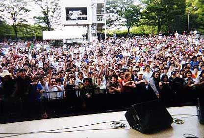 Audience at Osaka Outdoor Theatre, May 20, 2001
