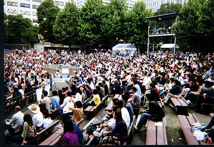 Audience at Hibaya Outdoor Theatre, Tokyo, May 27, 2001